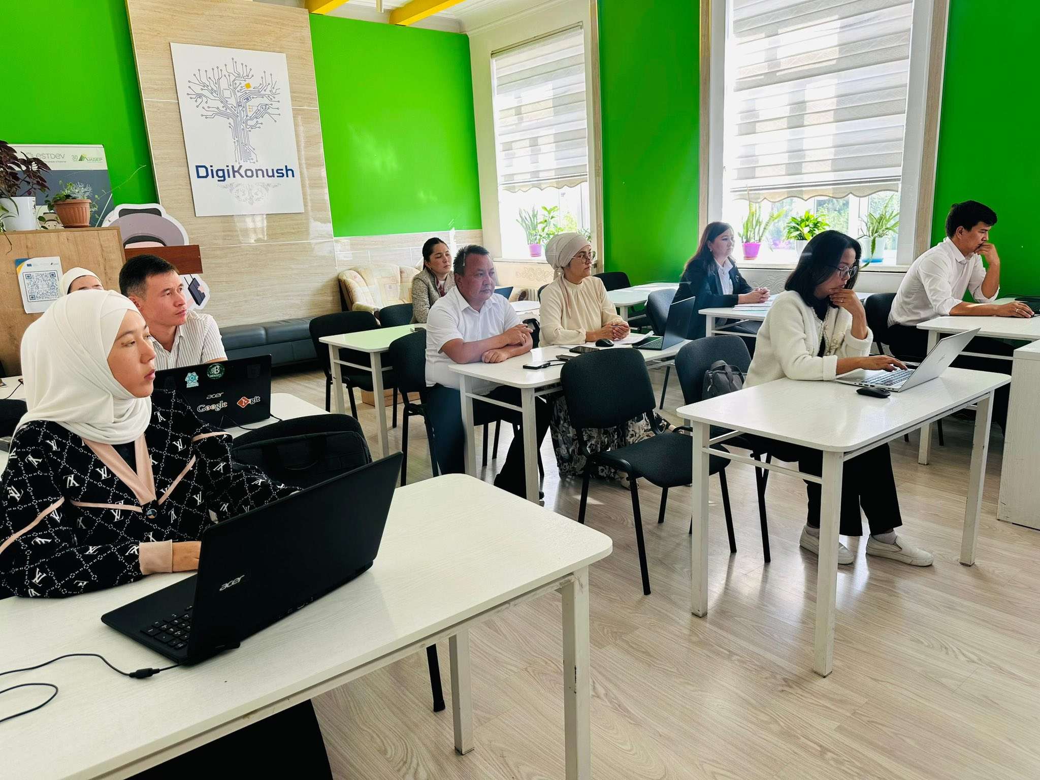 Лекциялык каана